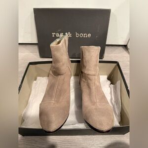 Rag & Bone Classic Newbury Suede Brown Boots Size 38 US8
